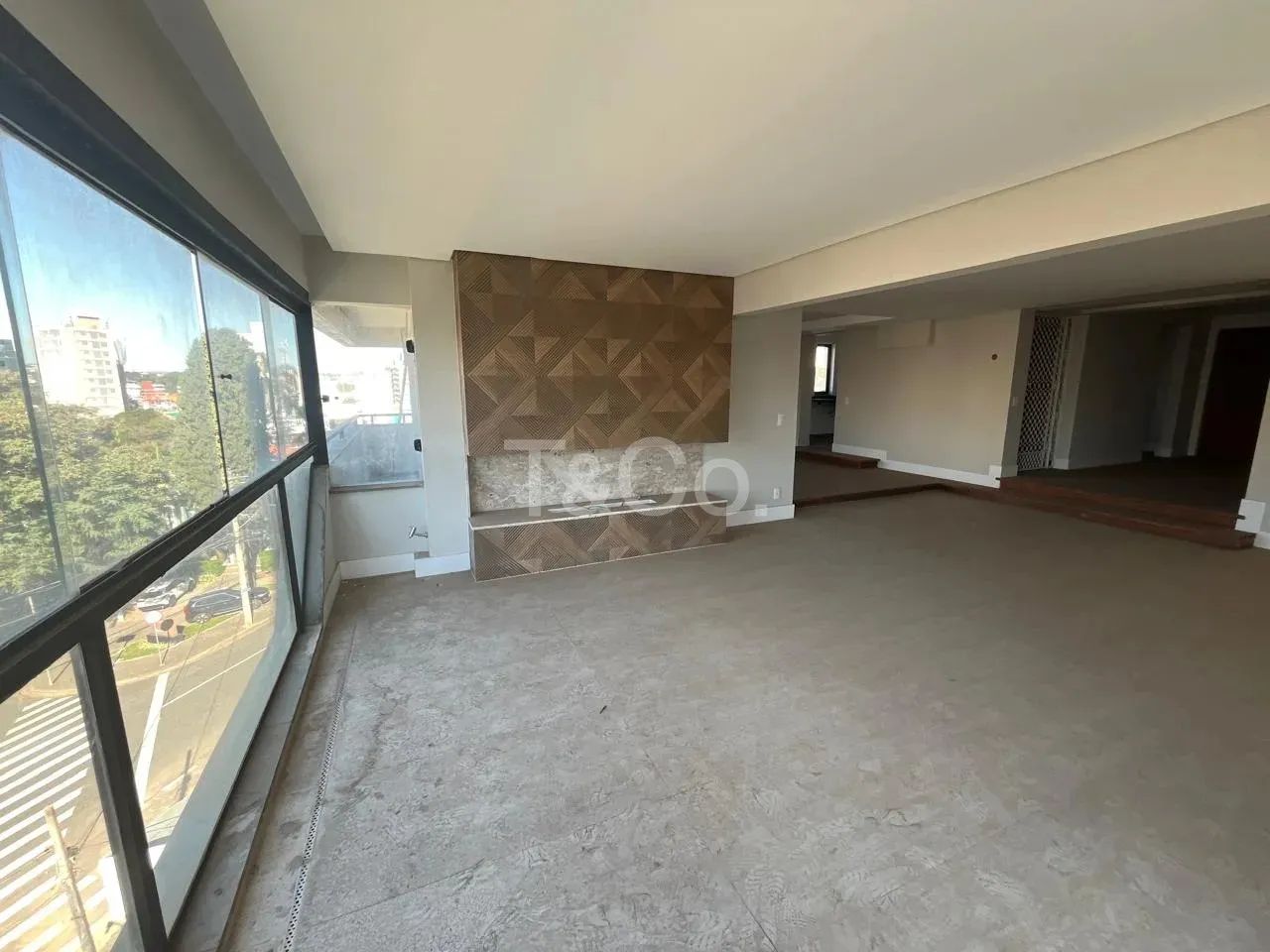 Apartamento 3 Suítes No Cambuí Com 297m² e Sem Vizinho Lateral