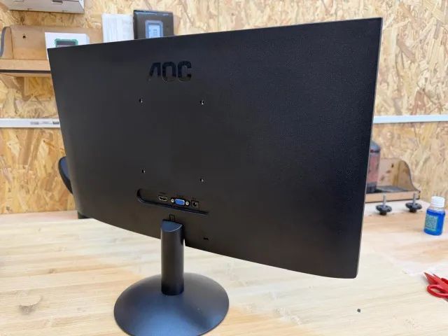 Monitor AOC LED 22" - HDMI + VGA | Excelente Estado - Foto 2