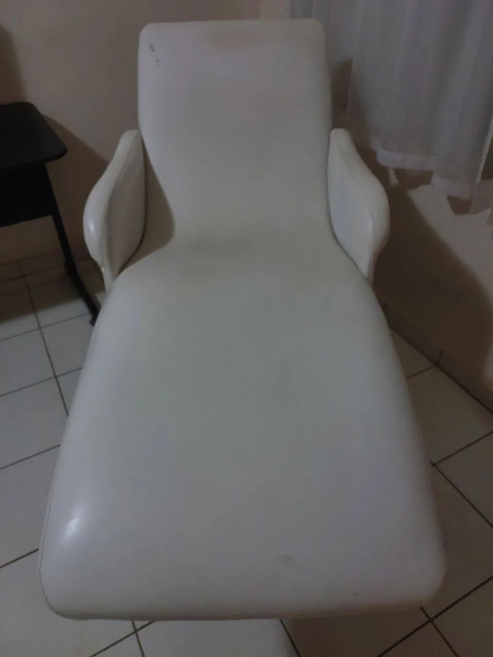 Poltrona Para Limpeza de Pele - Foto 3