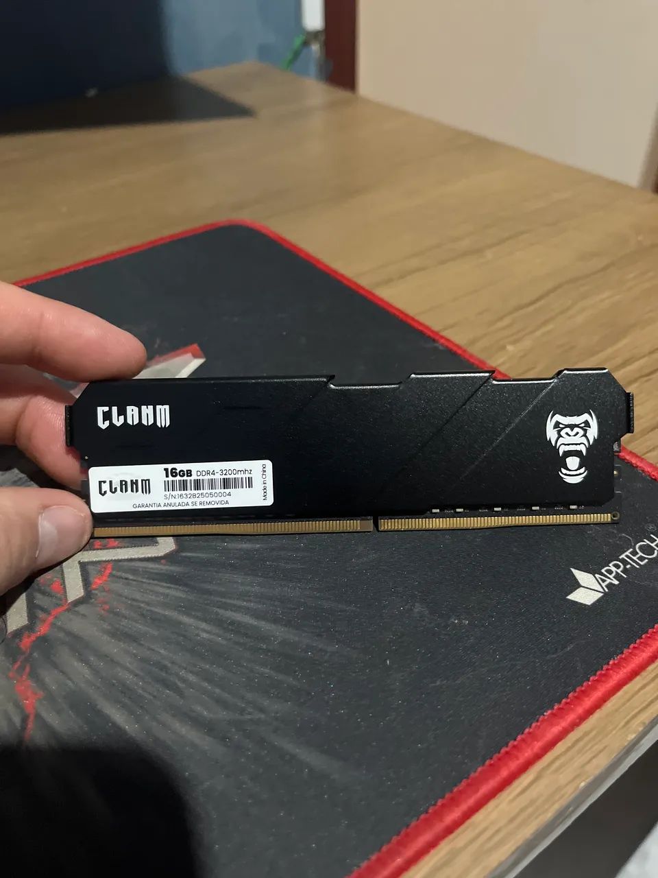 Memória RAM 16GB DDR4 3200 MHz 
