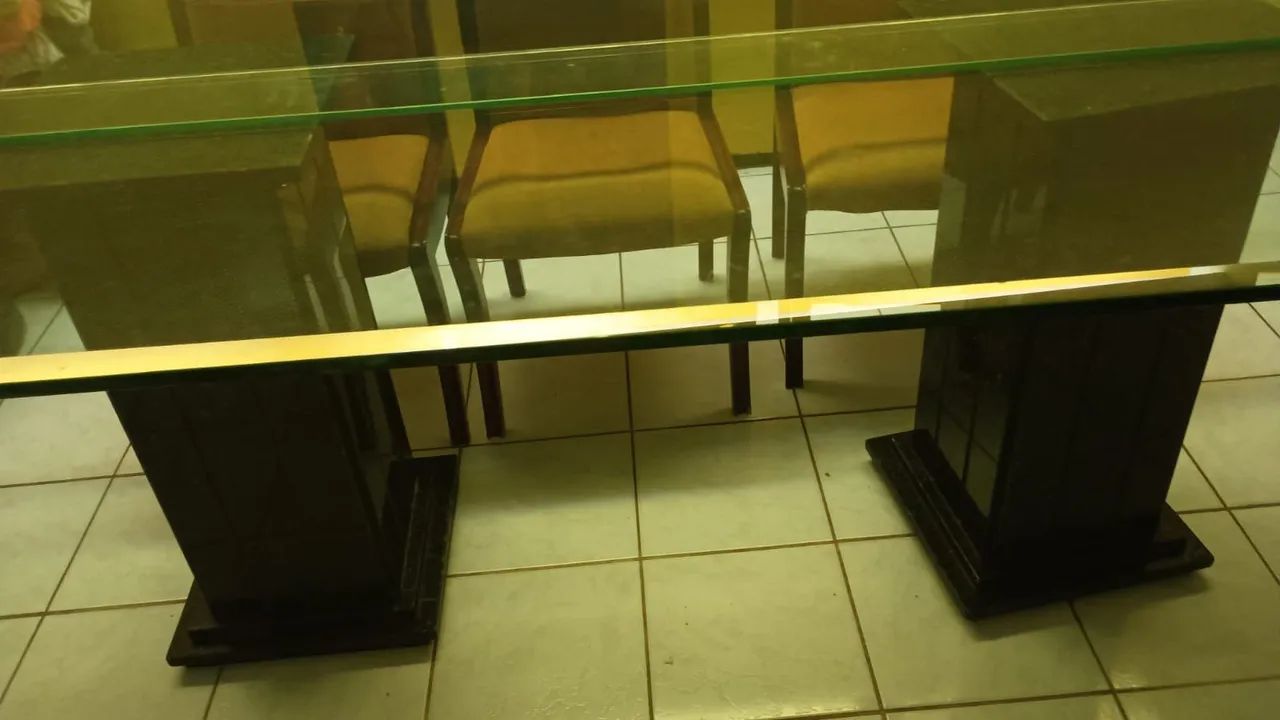 Mesa de vidro com base de pedra mármore  - Foto 3
