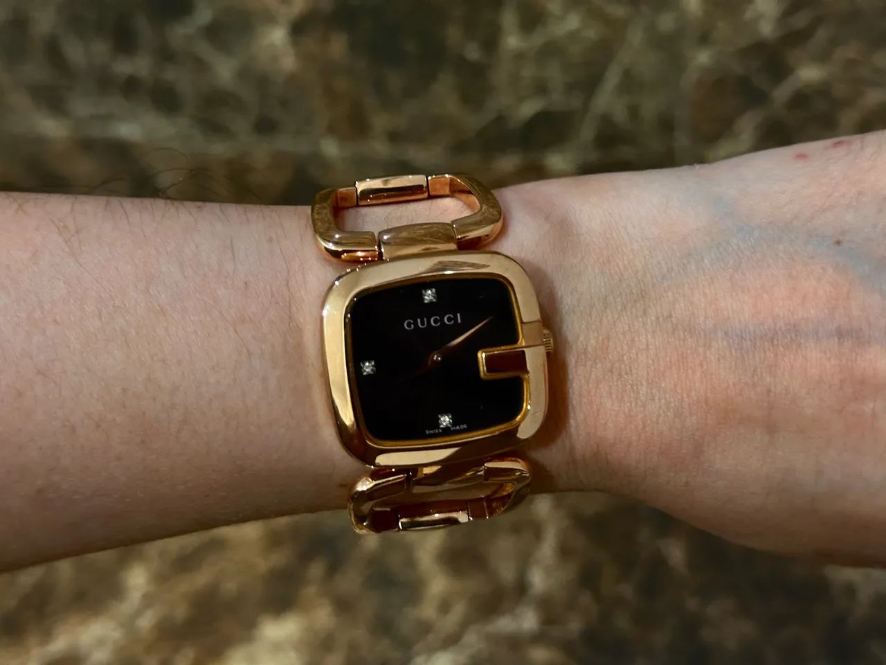 Relógio ORIGINAL - GUCCI ROSÊ - com diamantes