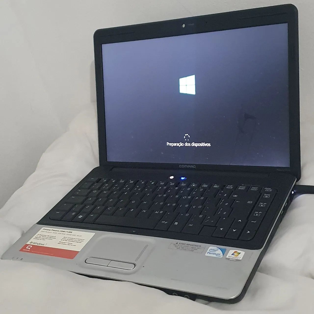 Notebook HP 4gb RAM 320gb HD Leia o anúncio  - Foto 3