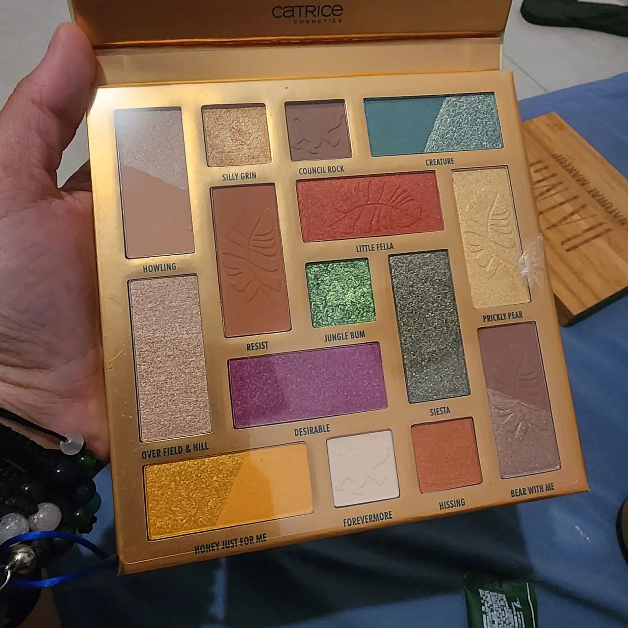 Kit paleta de sombra e multifuncional catrice - mogli - Foto 4
