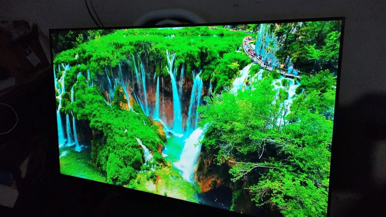 Tv 43 smart borda infinita