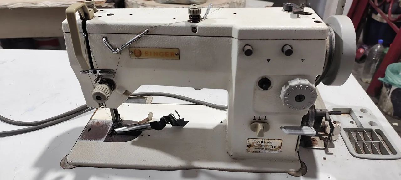 Máquina de Costura Industrial Singer - Foto 5