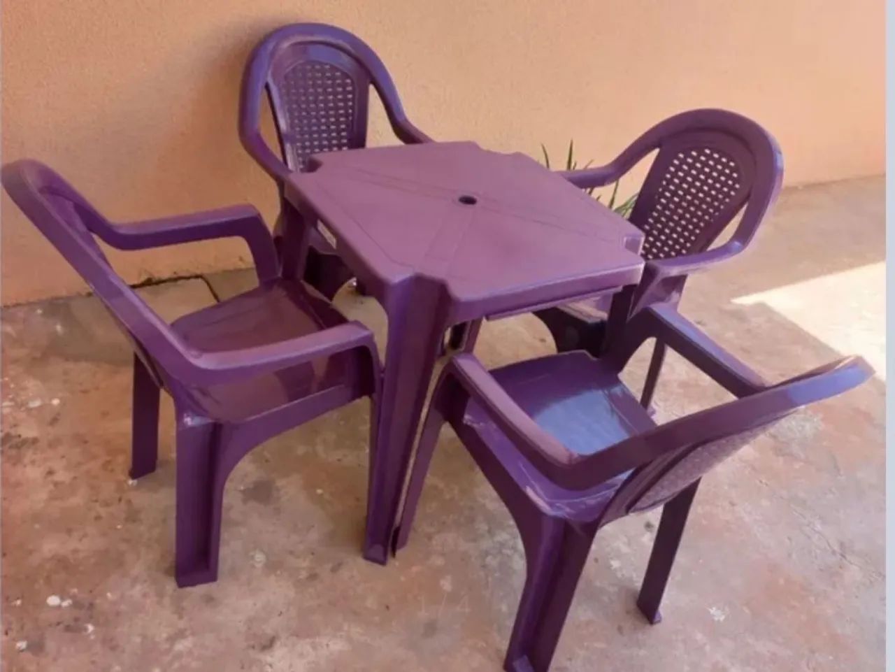 Jogo de mesa com 4 cadeiras 65171912616193120