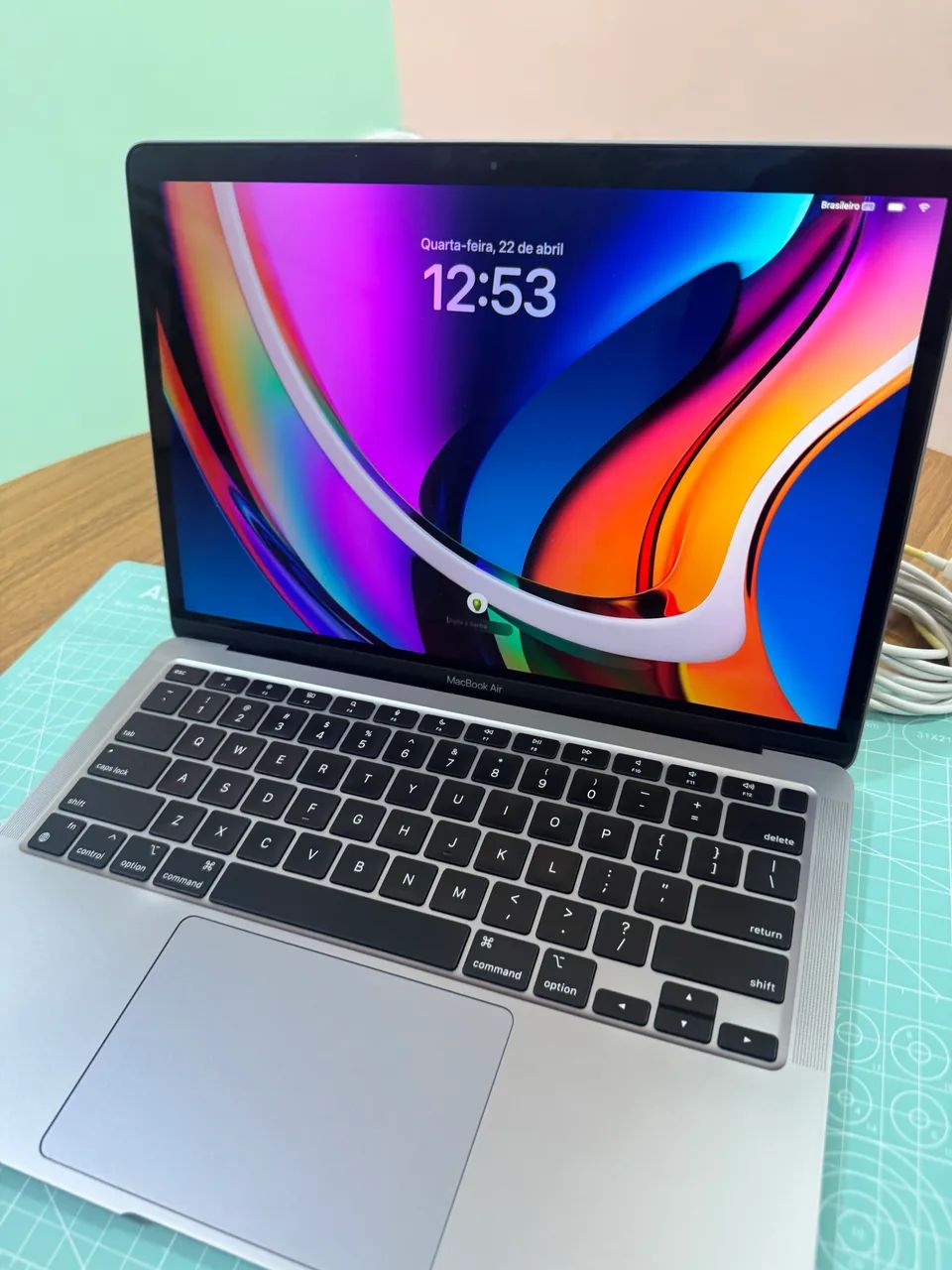 【完動品】【美品】MacBook Air (macOS Monterey) MacBook Air 13