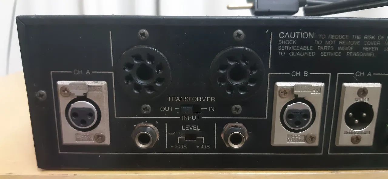 Equalizador Gráfico Yamaha Q2031A - Equipamentos e Acessórios de
