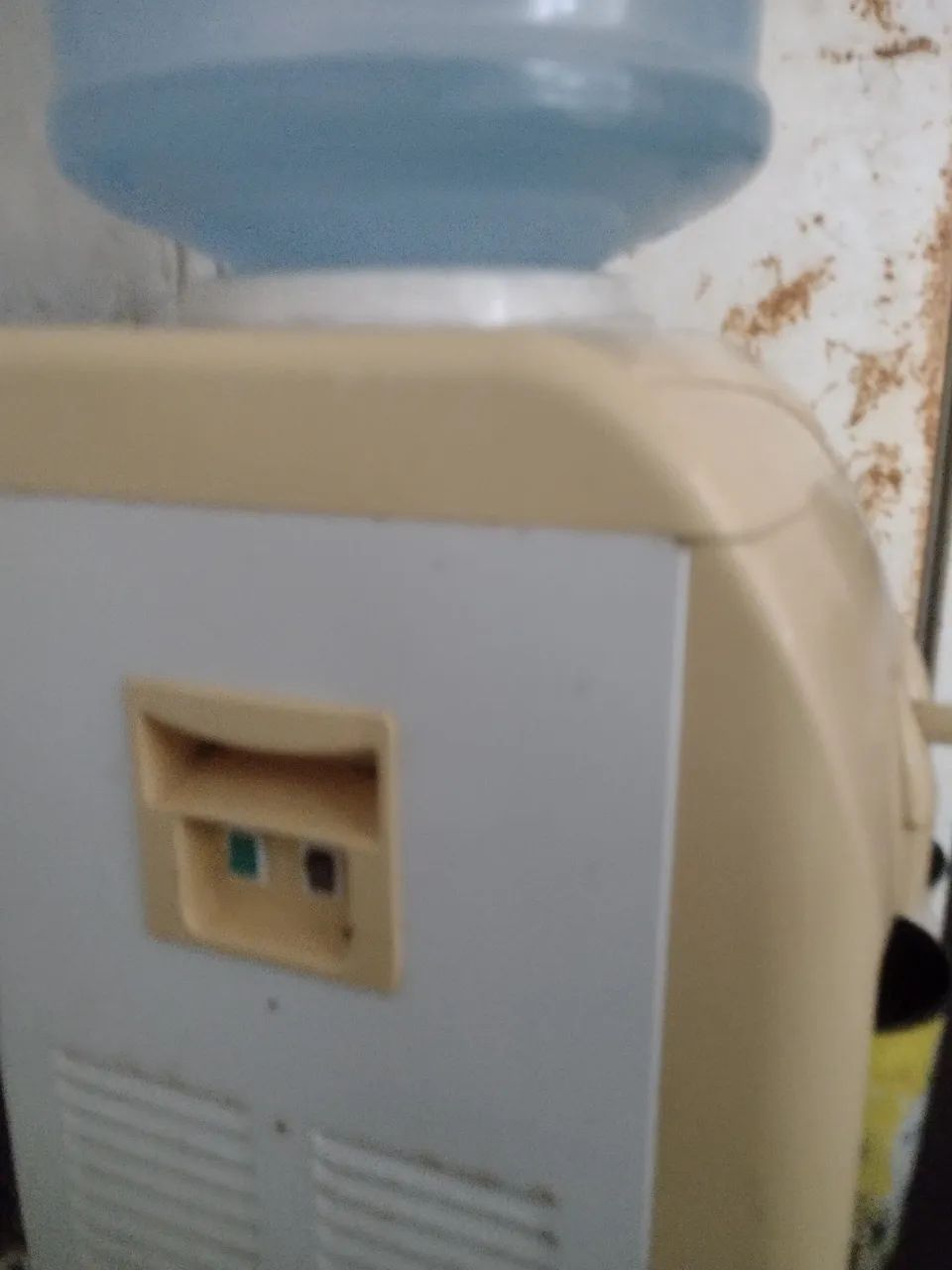Vendo bebedouro e um microondas  - Foto 2