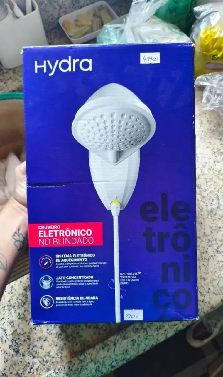 Chuveiro Elétrico Hydra com Resistência Blindada 