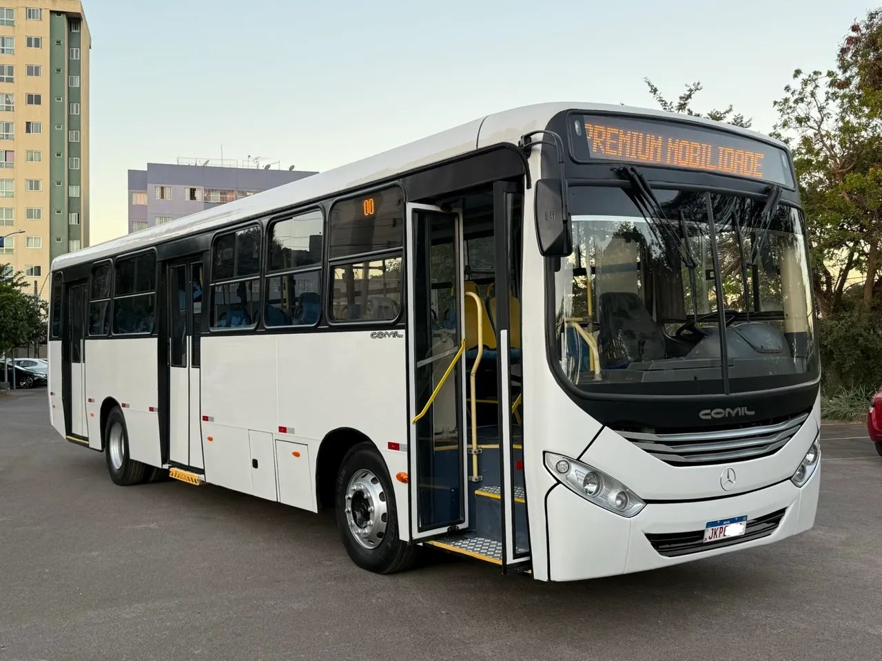 Mercedes 1721 2013/2013 Novíssimo. . 
