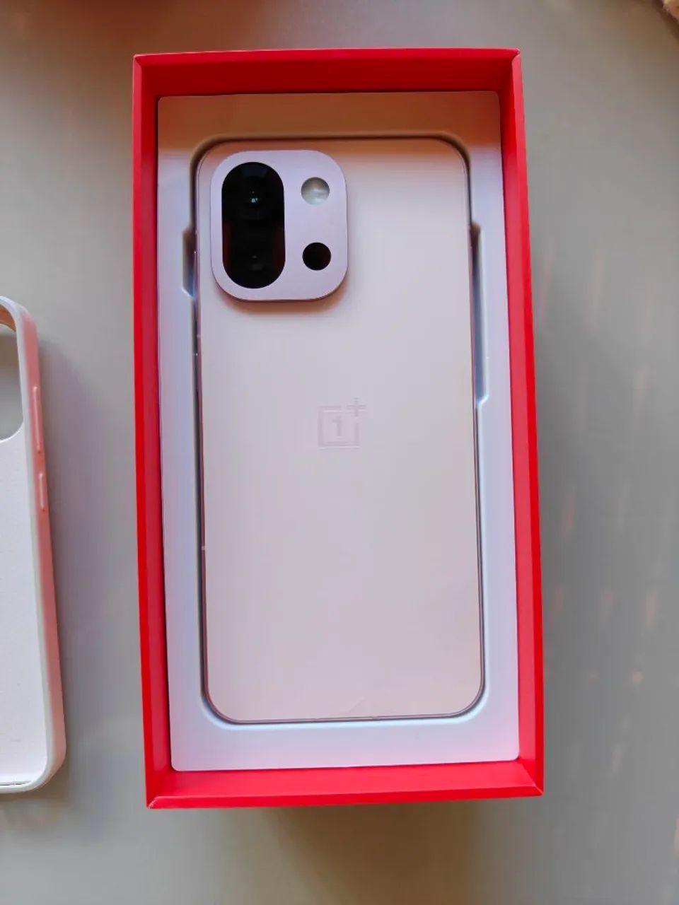 Oneplus 13T Versão china! 12gb+256gb. - Celulares e Smartphones