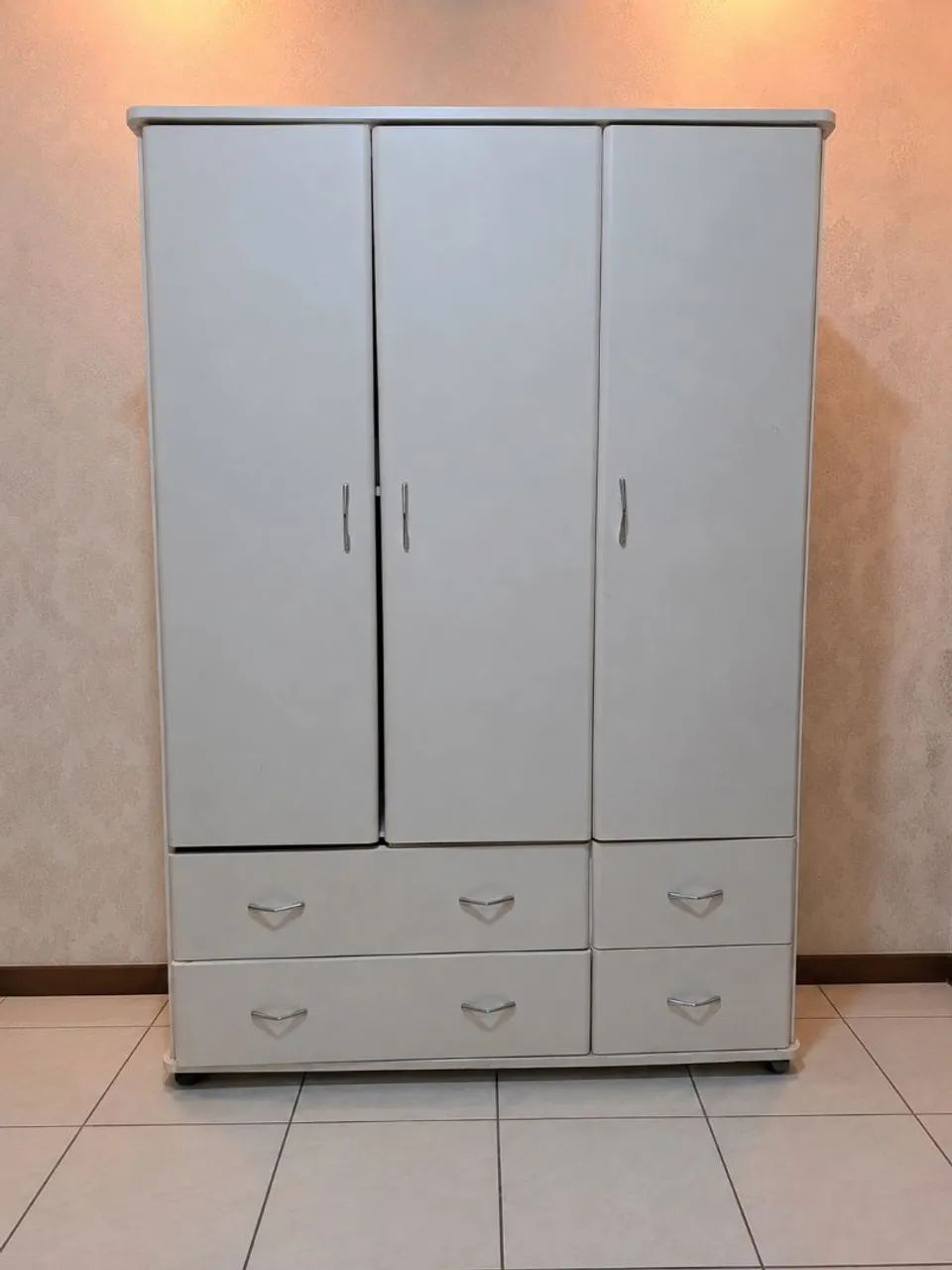 Guarda roupa