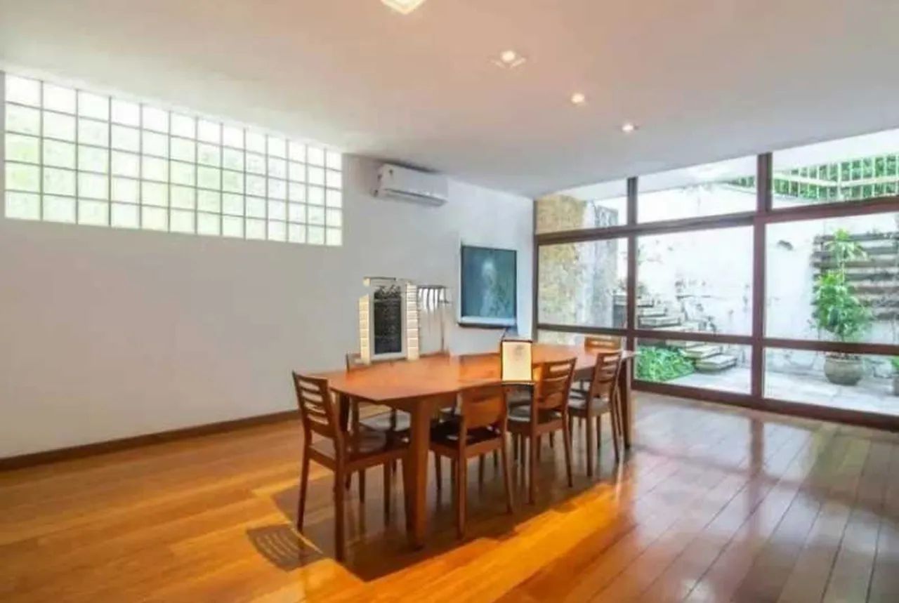 Casa de rua - Triplex / Residencial / Laranjeiras - Foto 2