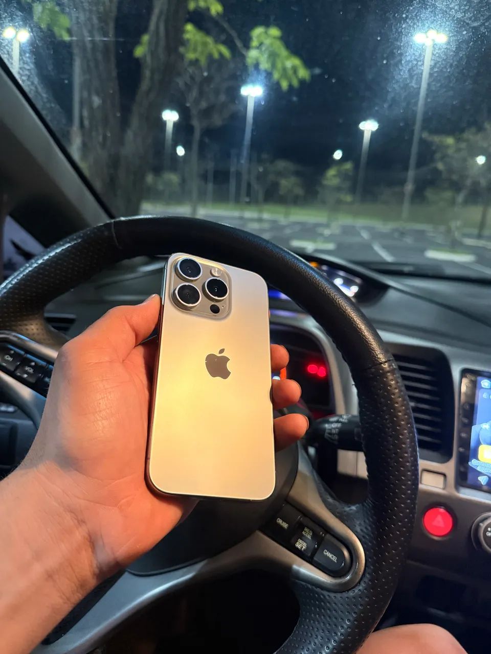 iPhone 15 pro 128gb - Foto 4