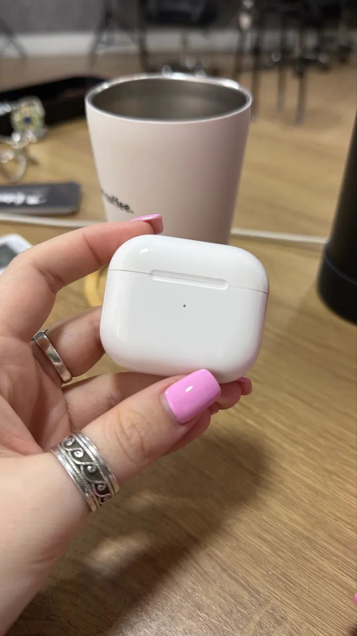 AirPods 3 - Com Cabo Original, Caixa e Case do Batman - Foto 4