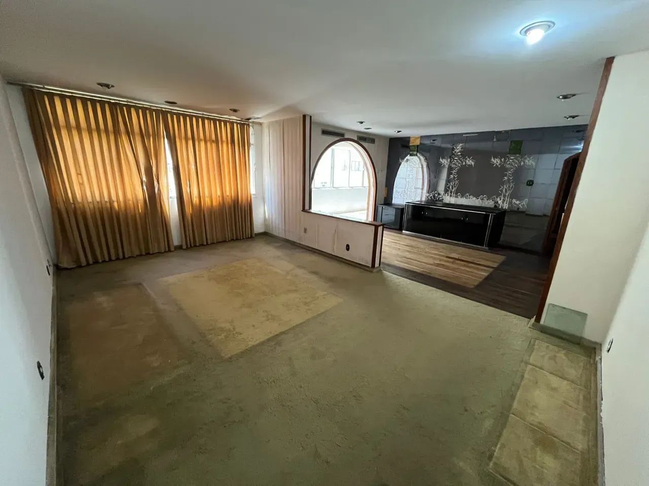 Apartamento para venda tem 204 metros quadrados com 4 quartos 1