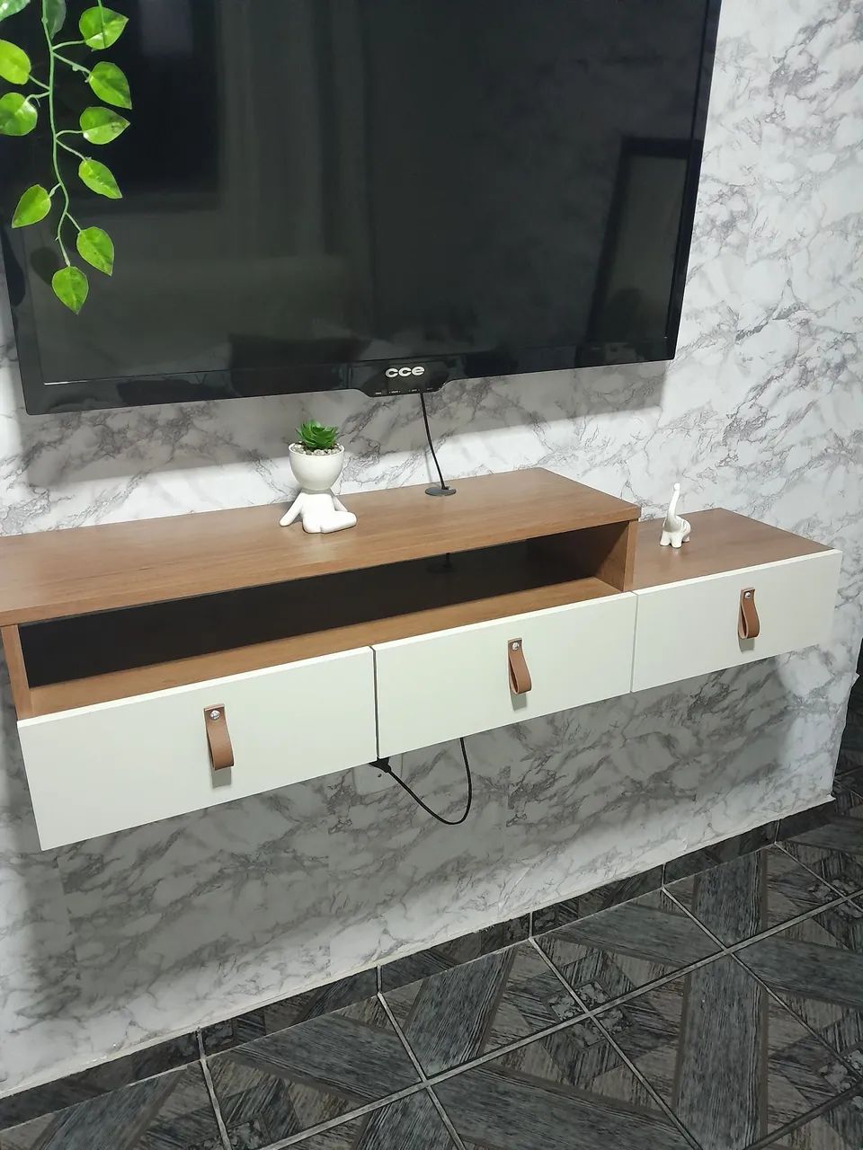 Vende-se rack suspenso novo