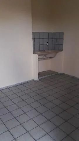 Kitnet com 1 dormitório para alugar, 35 m² no Jardim das Oliveiras. - Foto 3