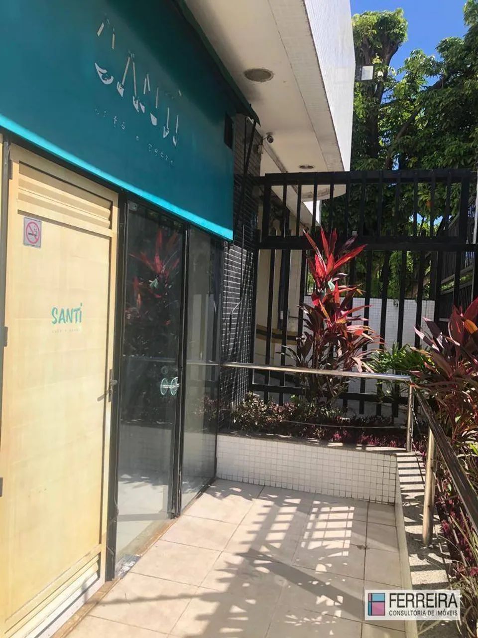EXCELENTE LOJA NA AVENIDA GARIBALDI - EM CONDOMINIO