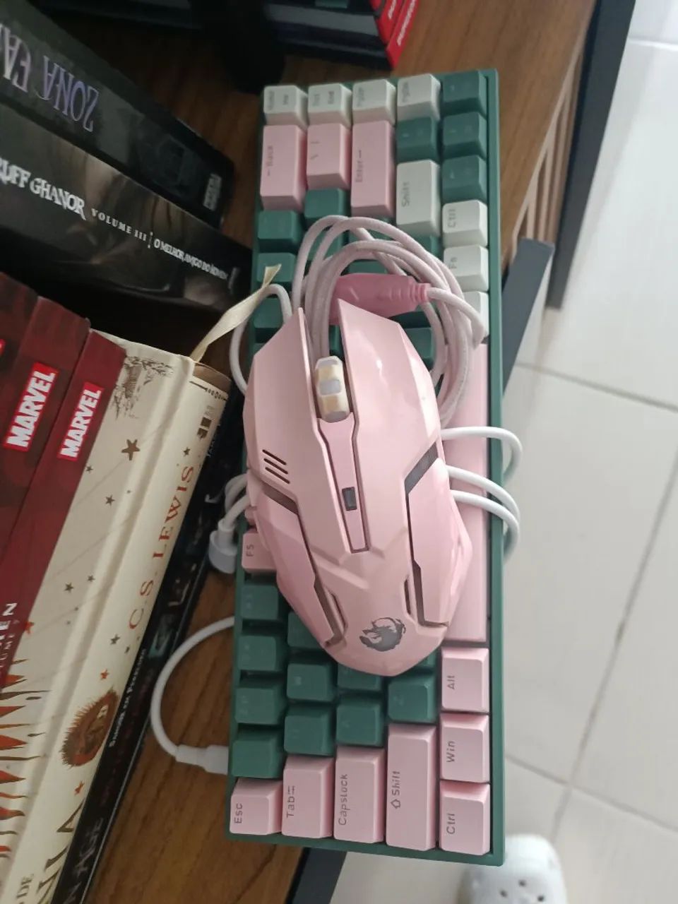 Teclado mecânico+ Mouse gamer rosa e verde