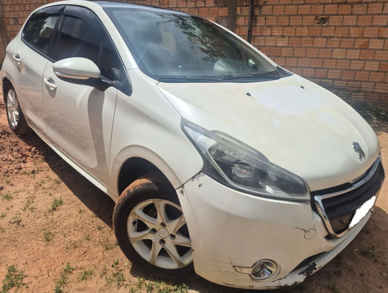 Peugeot 208 Allure 1.5 Flex 8V 5P 2015 - Foto 2