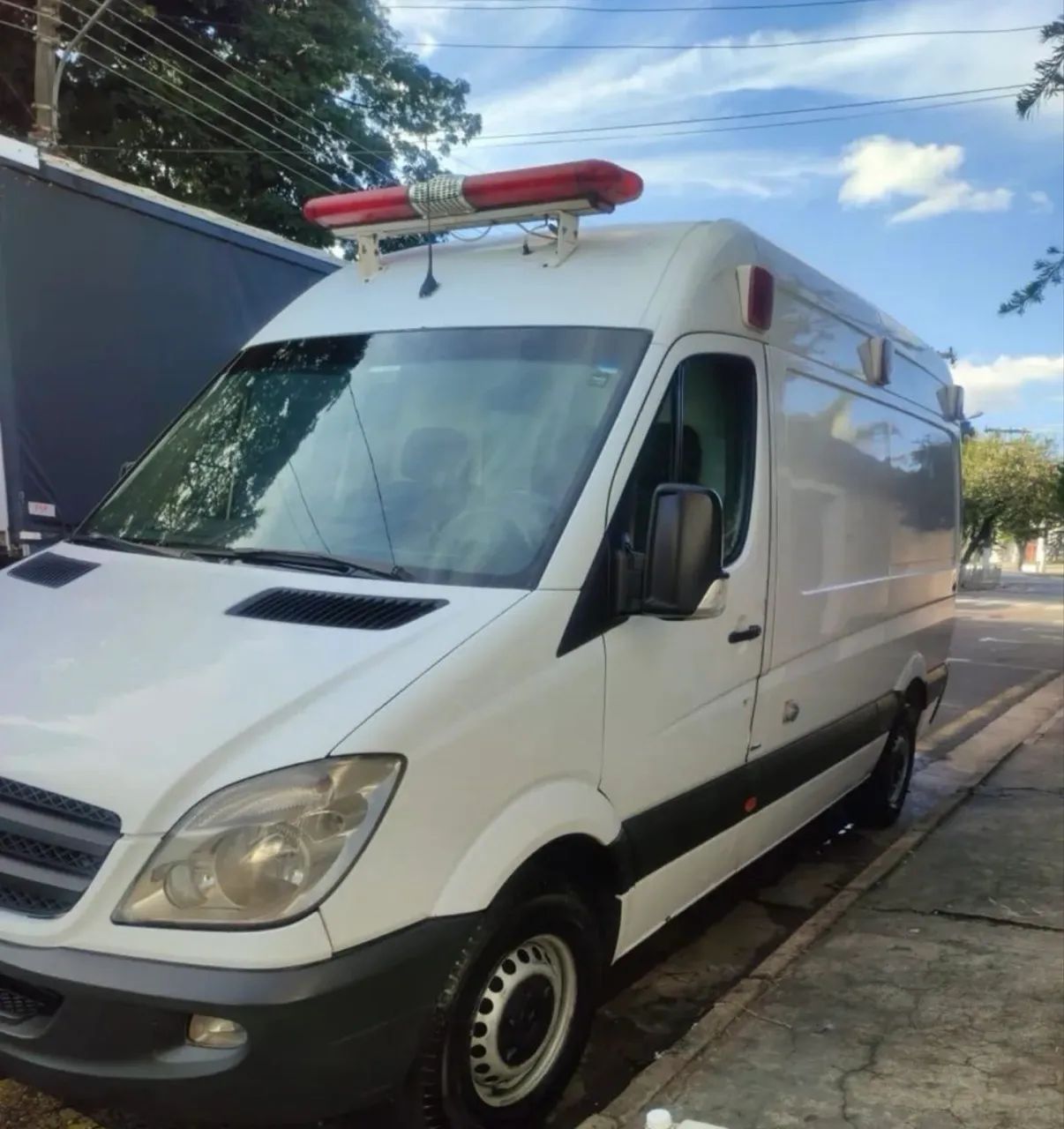 Mercedes-Benz Sprinter Sprinter 311 Furgão Longo 2.2  Dies 2014
