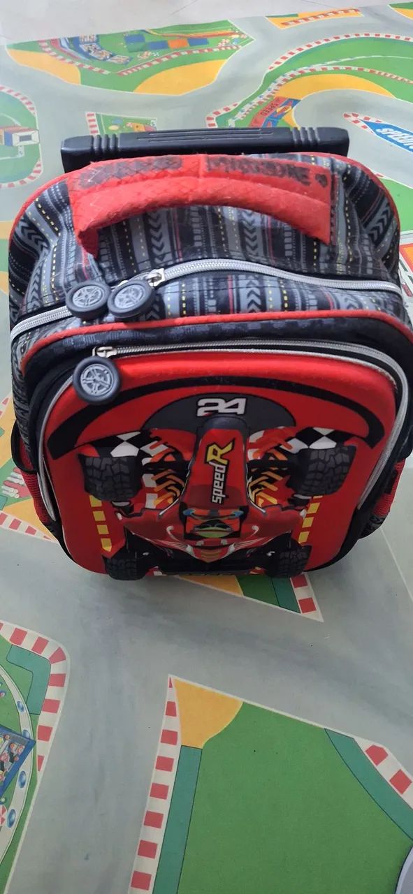 Mochila Carro 3D com led brilho  - Foto 5