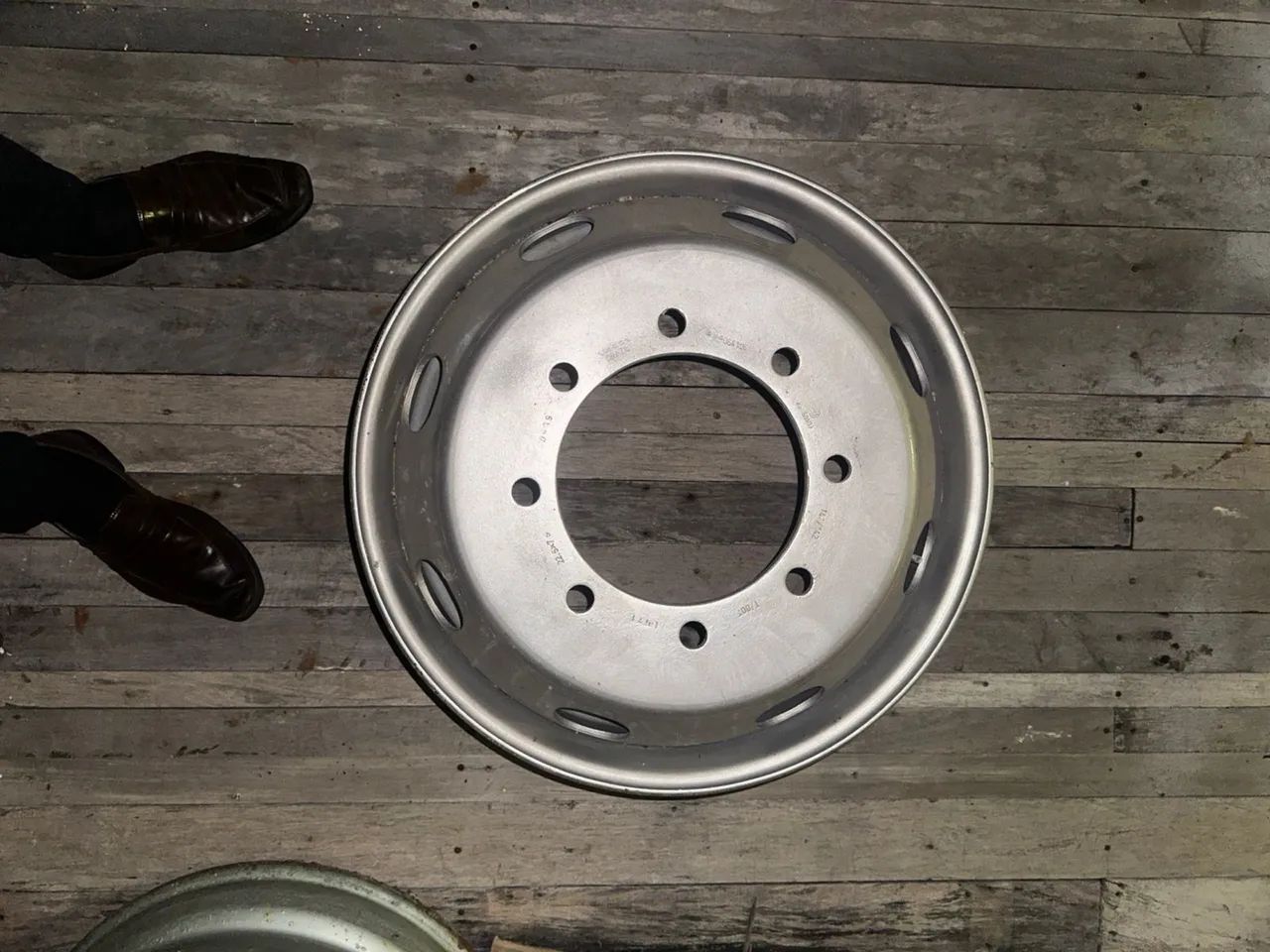 Rodas Caminhão Volks e Ford