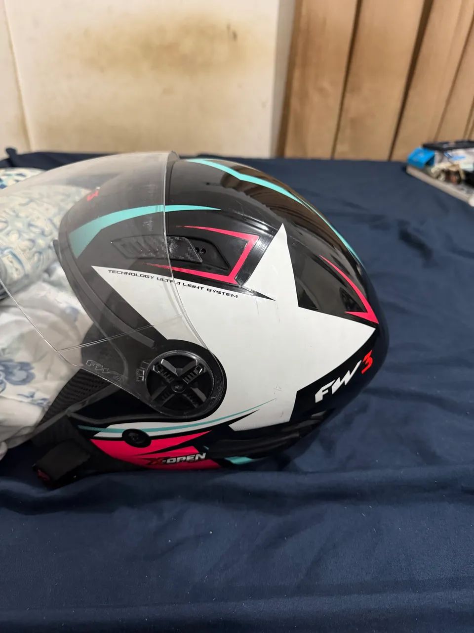 Capacete fw3 aberto  - Foto 2