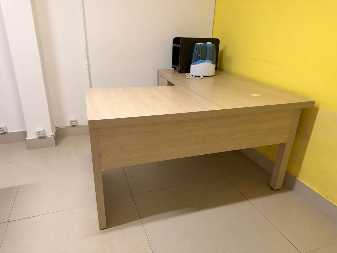 Mesa escritório planejado marfim  - Foto 2