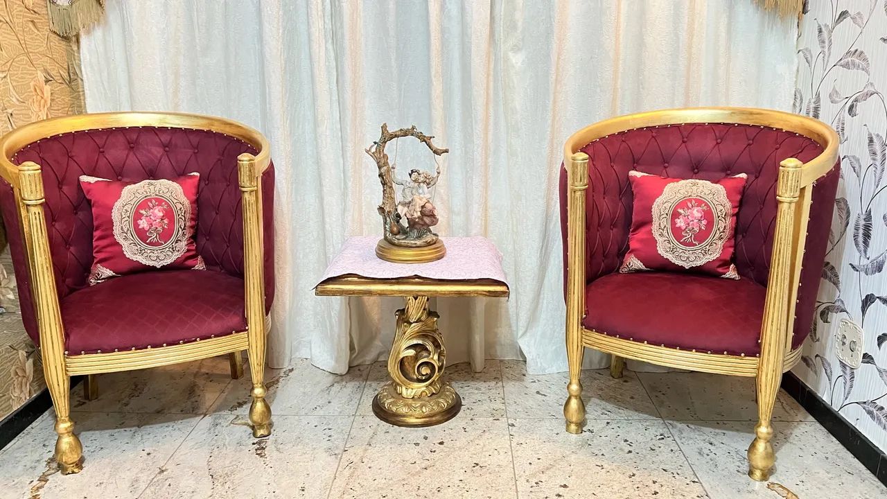 Par de poltronas Luís xv vintage Colonial 