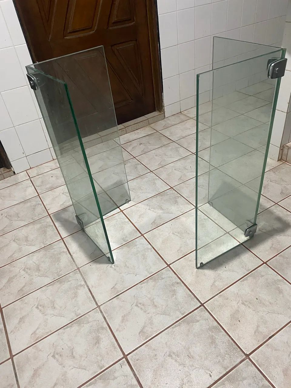 Par de Base de vidro em L para mesa