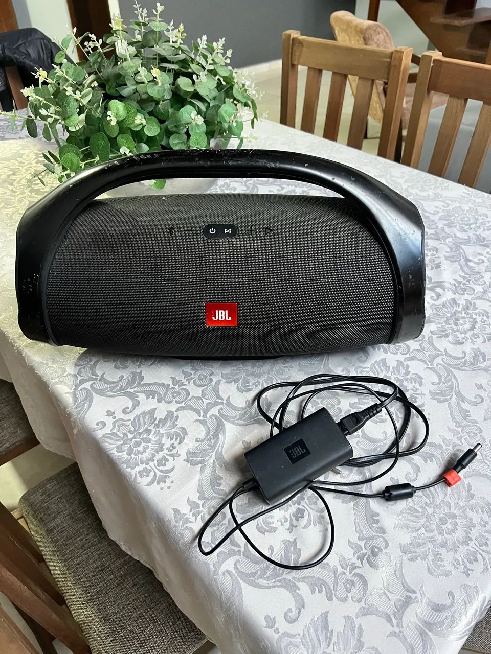 Jbl bombox 