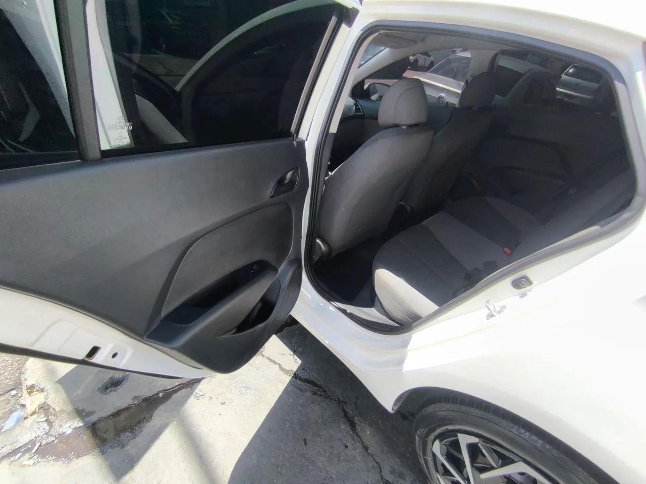 Hyundai HB20S C.Plus/C.Style1.0 Flex 12V Mec. 4P, foto 12 de 13