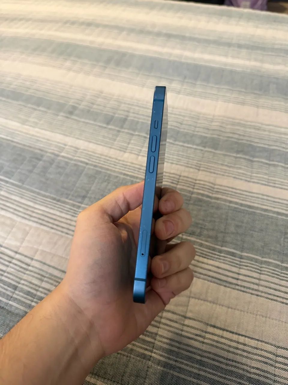 iPhone 13 azul em bom estado  - Foto 4