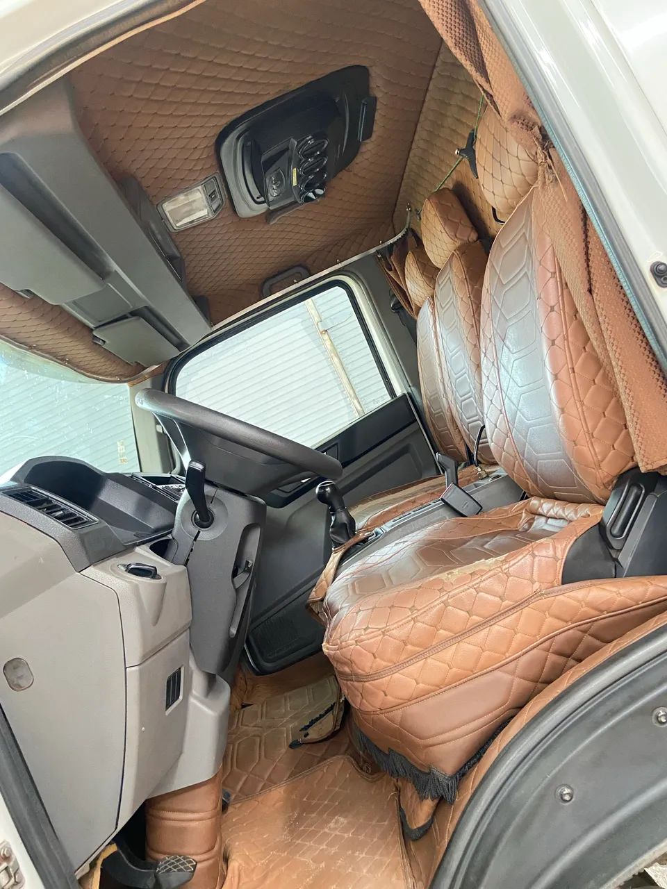 Wolkswagen 13.180 DRC - Foto 9