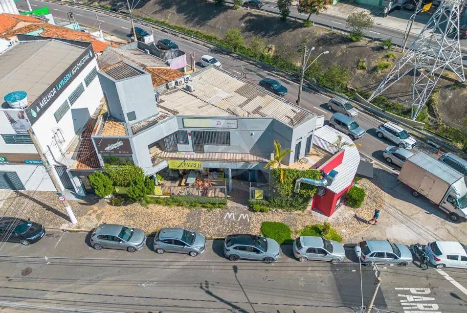 Prédio à venda em Campinas, Cambuí, com 291 m²