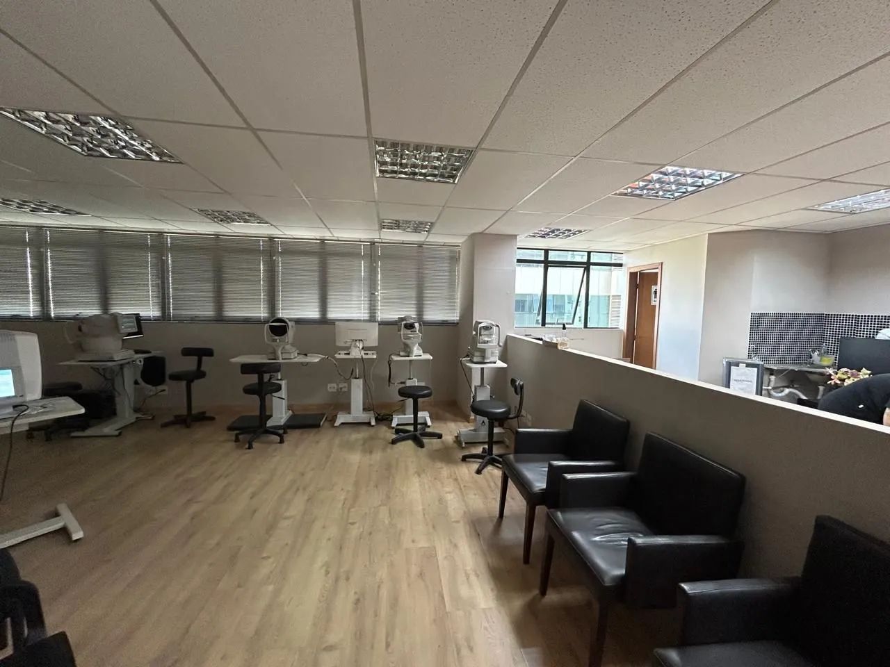 SALA COMERCIAL DE 90M² NO BELVEDERE - Foto 4
