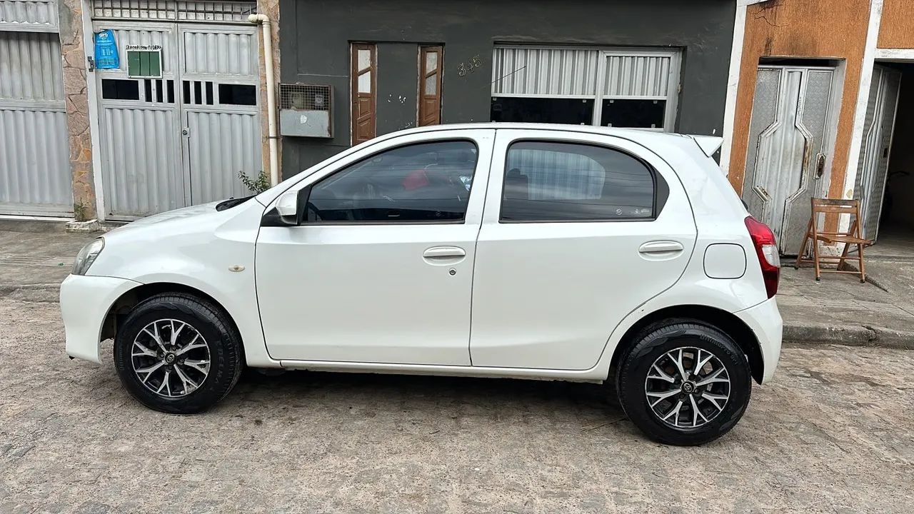 Toyota Etios 2015