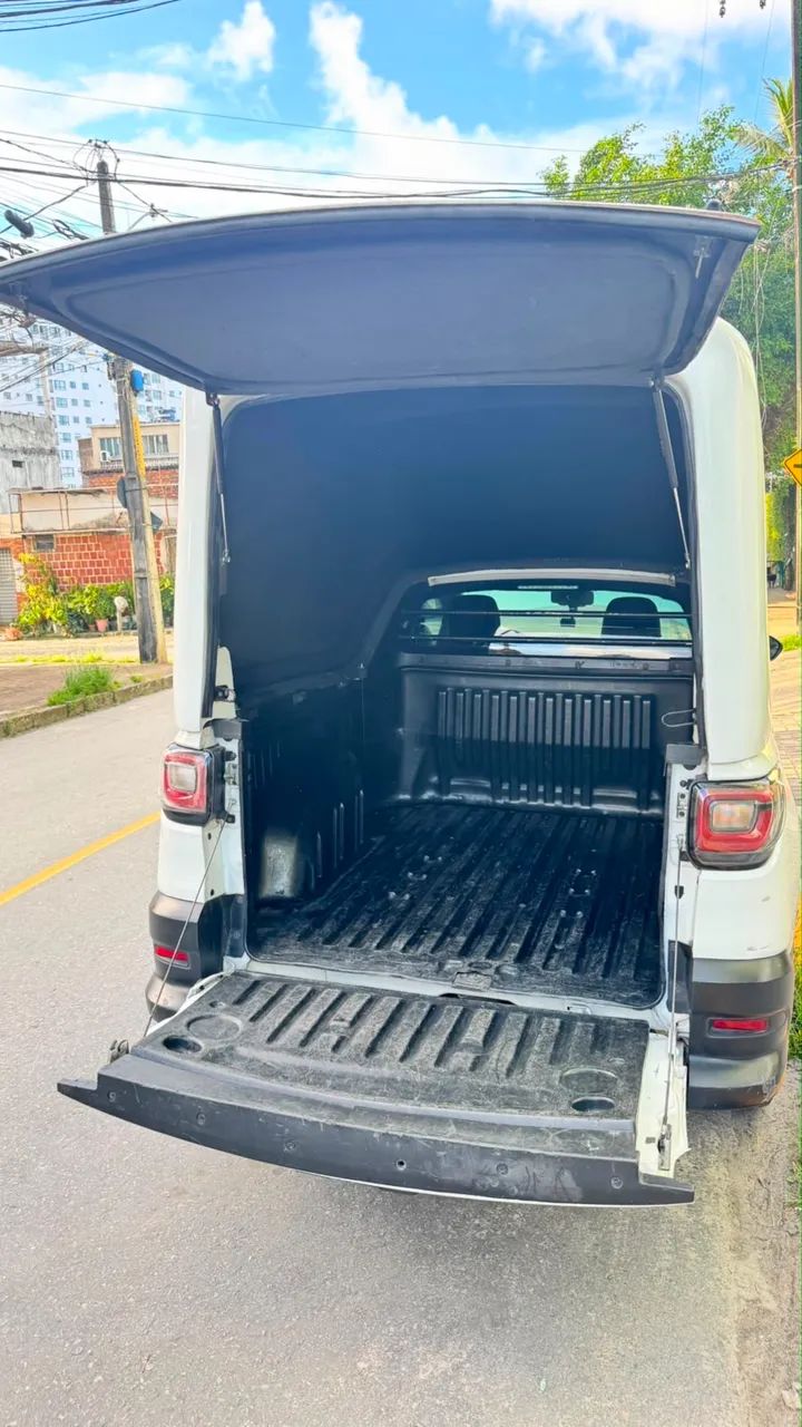 Fiat Strada Endurance 1.4 Flex 8V CS Plus 2022 - Foto 4