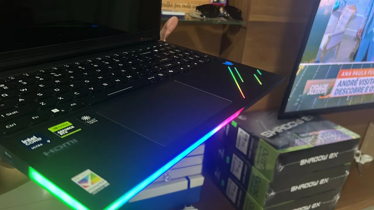 Acer Predator Helios RTX 5090 - Novo na caixa  - Foto 4