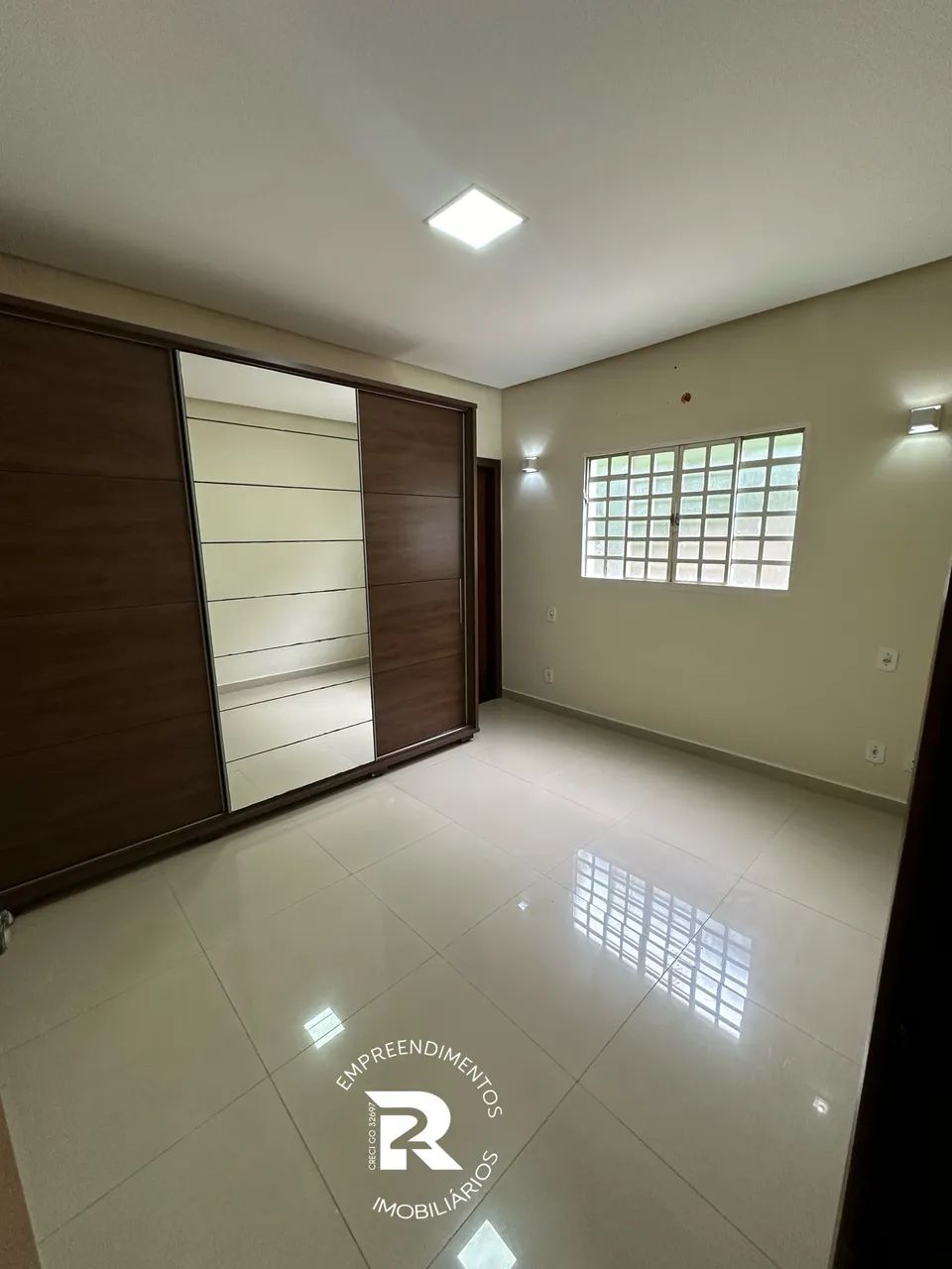  Vendo Casa com piscina no Setor Leste. Luziania/GO Cod.129 - Foto 5