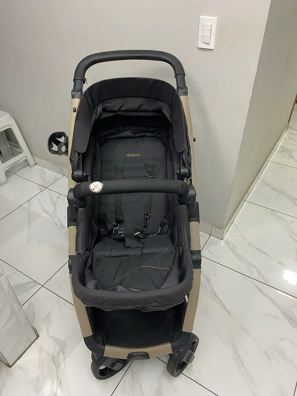 Carrinho de bebê Galzerano + bebê conforto - ótimo estado