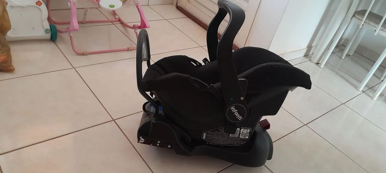 Bebê conforto infanti, com base  0 à 13 quilos . - Foto 2