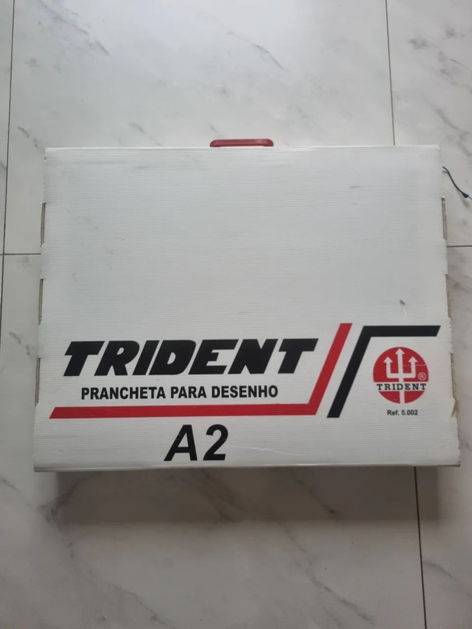 Prancheta A2 Trident para desenho 419359244902748160