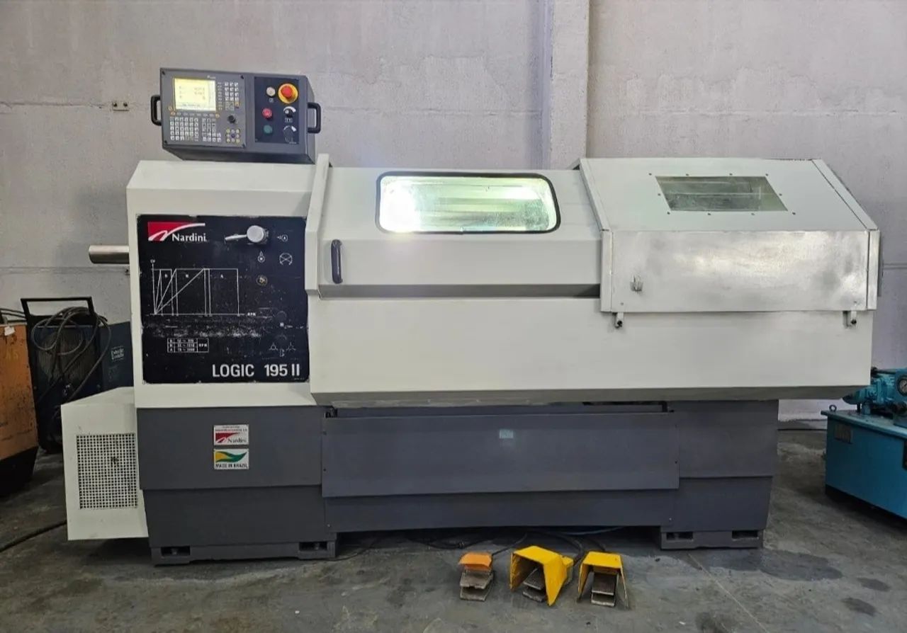 Torno CNC - Foto 2