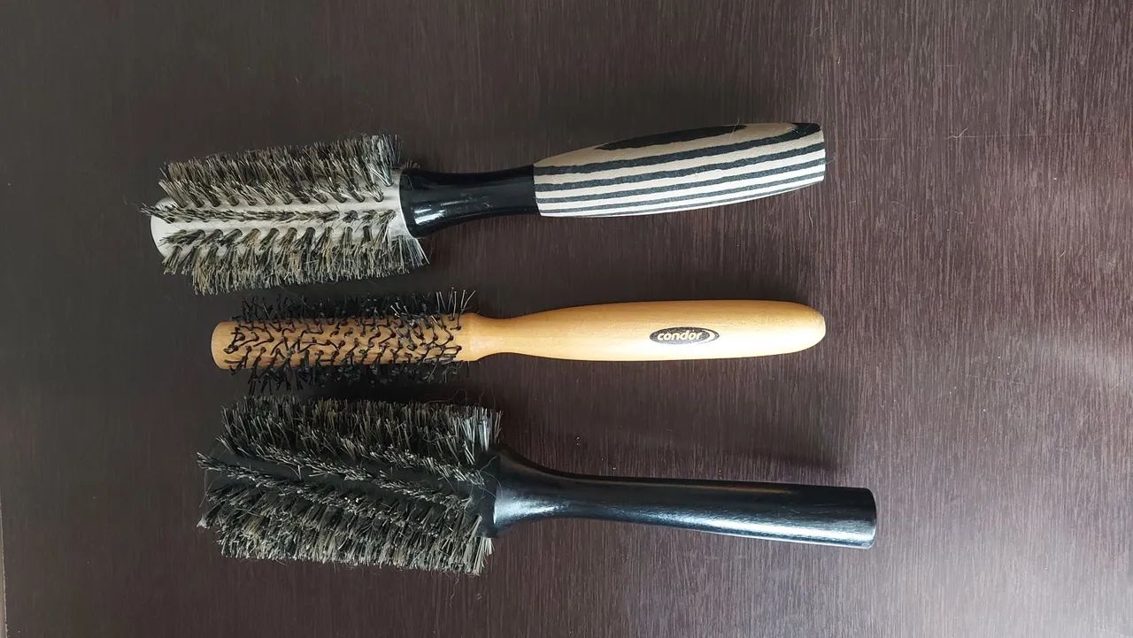 3 escovas de cabelo - Foto 3