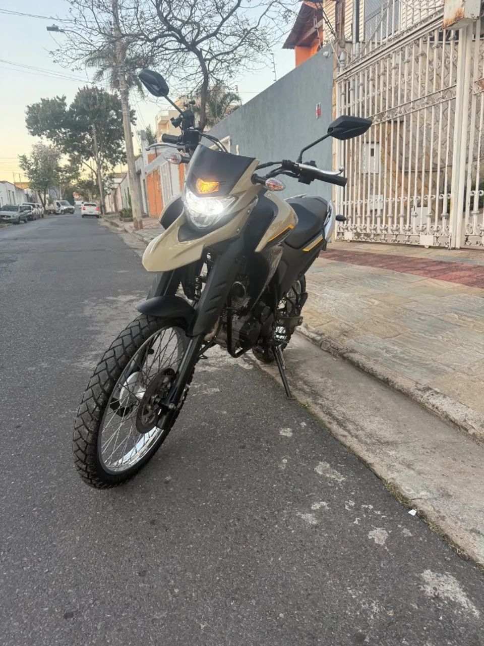 XTZ 250 Lander - Foto 5